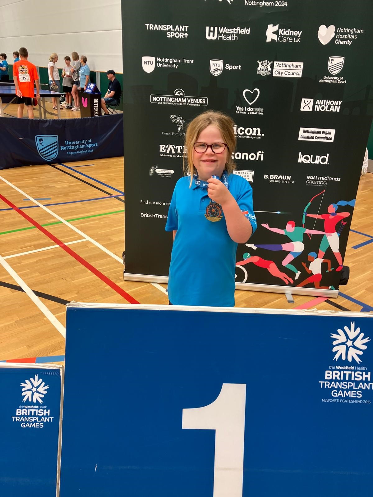 Table tennis gold medal L
